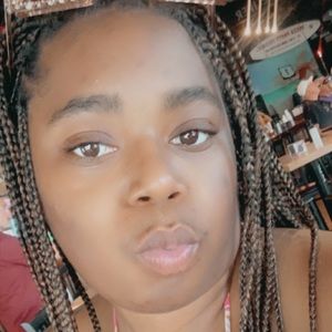 Meet your Posher, Bre